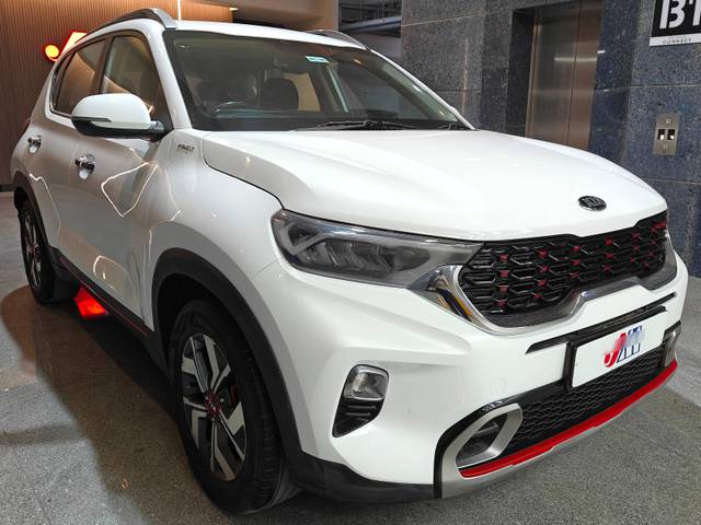 https://images10.gaadi.com/usedcar_image/4520247/original/processed_a16e5e46880f3c0a480935000135882e.jpg?imwidth=6400