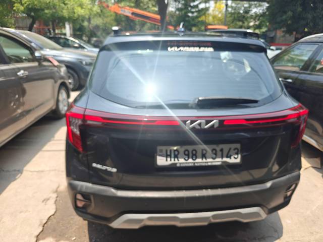 https://images10.gaadi.com/usedcar_image/4520248/original/processed_820dd4507d862a782a45d5e6c926865c.jpg?imwidth=6402