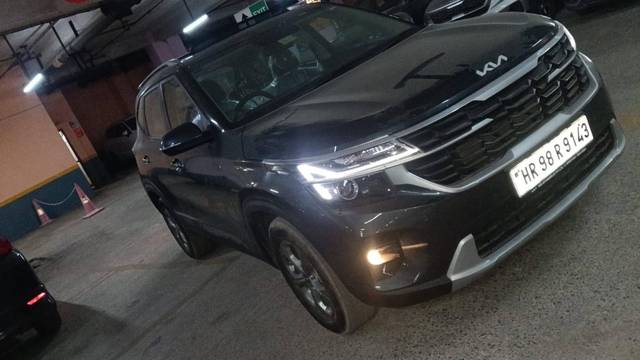 https://images10.gaadi.com/usedcar_image/4520248/original/processed_f7ad82403798c707782e98a3c0d10006.jpg?imwidth=6400