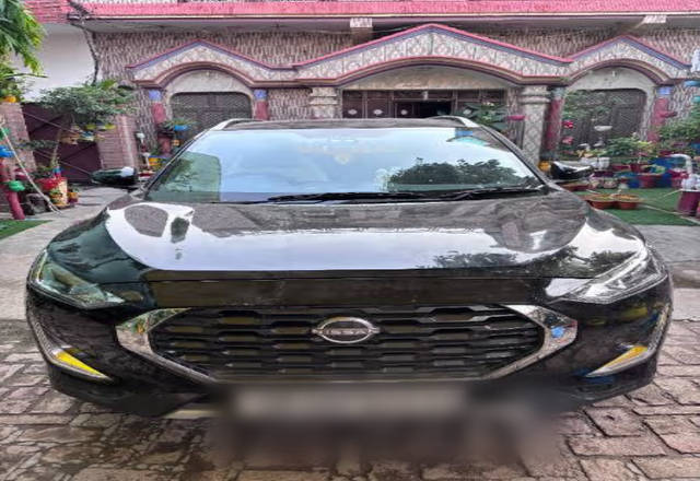 https://images10.gaadi.com/usedcar_image/4520268/original/ec6954f4-14c4-41ba-84a3-5b471b3aafe7.?imwidth=6400