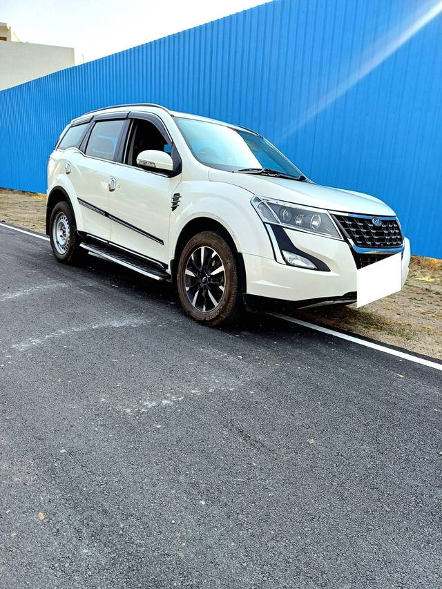 https://images10.gaadi.com/usedcar_image/4520271/original/processed_94e55eca60147cffe863a00fda658591.jpg?imwidth=6400