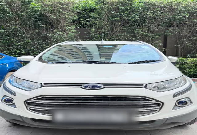 https://images10.gaadi.com/usedcar_image/4520279/original/c55343c2-262a-47de-9d99-e66e37dfa227.?imwidth=6400