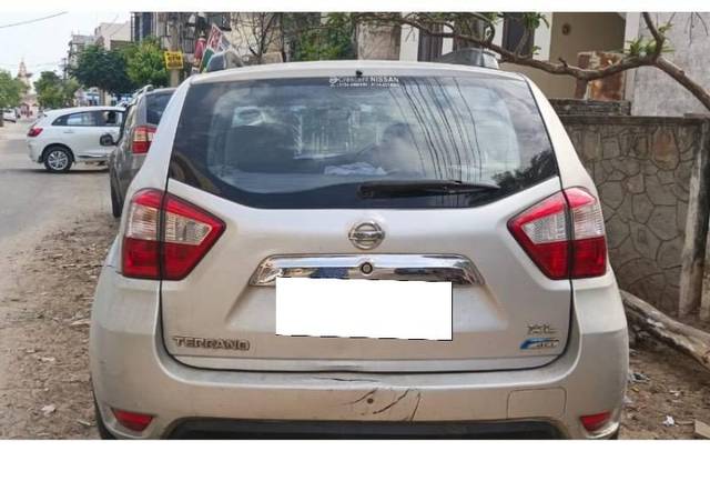 https://images10.gaadi.com/usedcar_image/4520293/original/processed_dbe2ff75-4129-446e-b265-6639ada9cb6d.jpeg?imwidth=6400