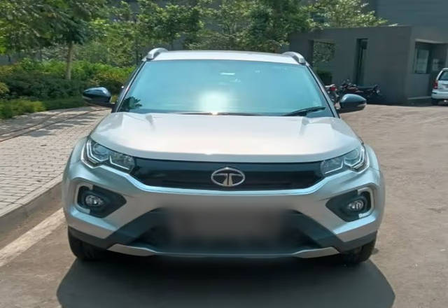 https://images10.gaadi.com/usedcar_image/4520301/original/453dbd0a-ce21-447a-9a64-a5d79e8e24d5.?imwidth=6400