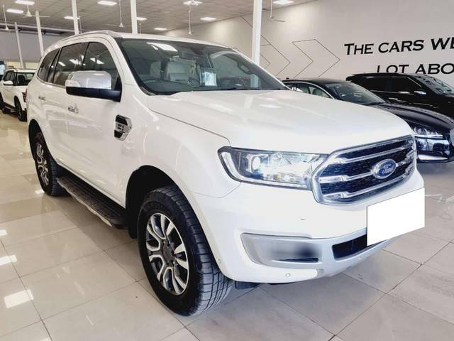 https://images10.gaadi.com/usedcar_image/4520323/original/processed_e4fb98806e59342fc600f5309bba4bf4.jpg?imwidth=6400