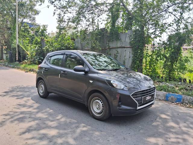 https://images10.gaadi.com/usedcar_image/4520328/original/c7c196ba88fe0630363bac73b11d8974.jpg?imwidth=6400
