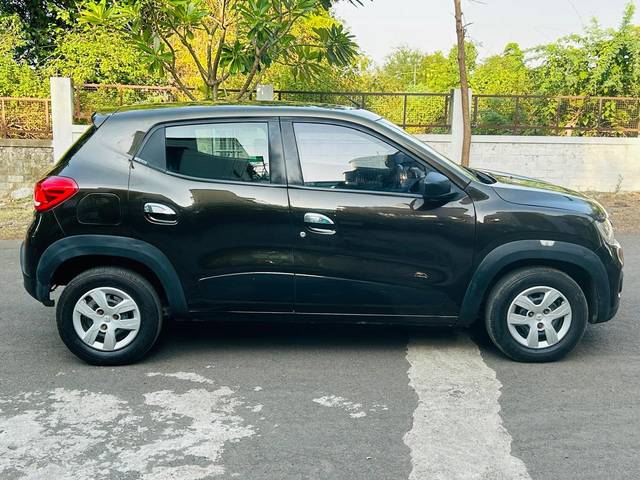 https://images10.gaadi.com/usedcar_image/4520340/original/24d2c05575be337dc1b21d93296b897a.jpg?imwidth=6401