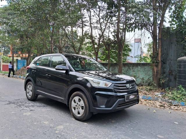 https://images10.gaadi.com/usedcar_image/4520346/original/processed_d633d12b8bb63ecb1d4c1f39ba06c175.jpg?imwidth=6400