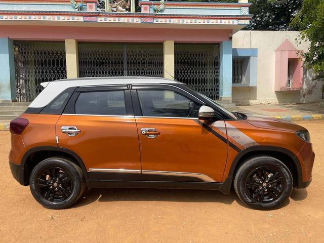 https://images10.gaadi.com/usedcar_image/4520373/original/processed_824660bccb6eb7d86fc75206a94c5ad3.jpg?imwidth=6401