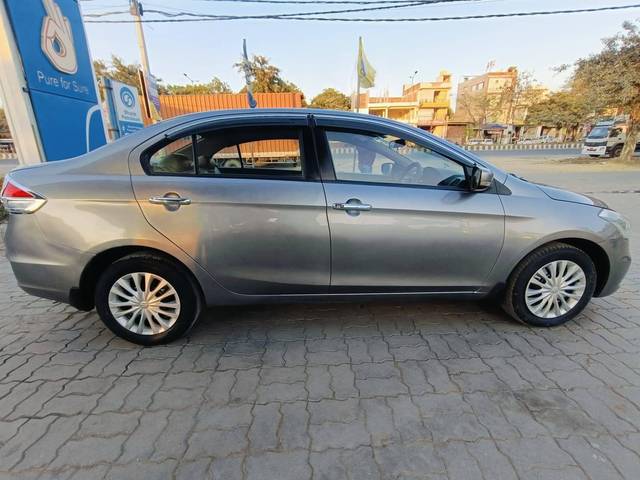https://images10.gaadi.com/usedcar_image/4520375/original/processed_519f0dcbb0d02dce686bf69b78108ecf.jpg?imwidth=6401