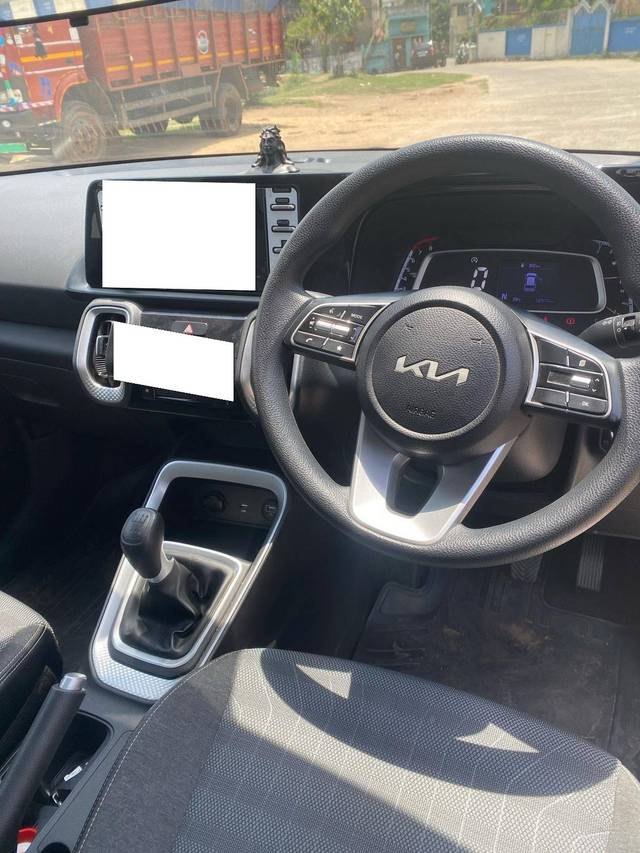https://images10.gaadi.com/usedcar_image/4520387/original/processed_7826d3a60aacd161aafa6ff112ae05c0.jpg?imwidth=6402