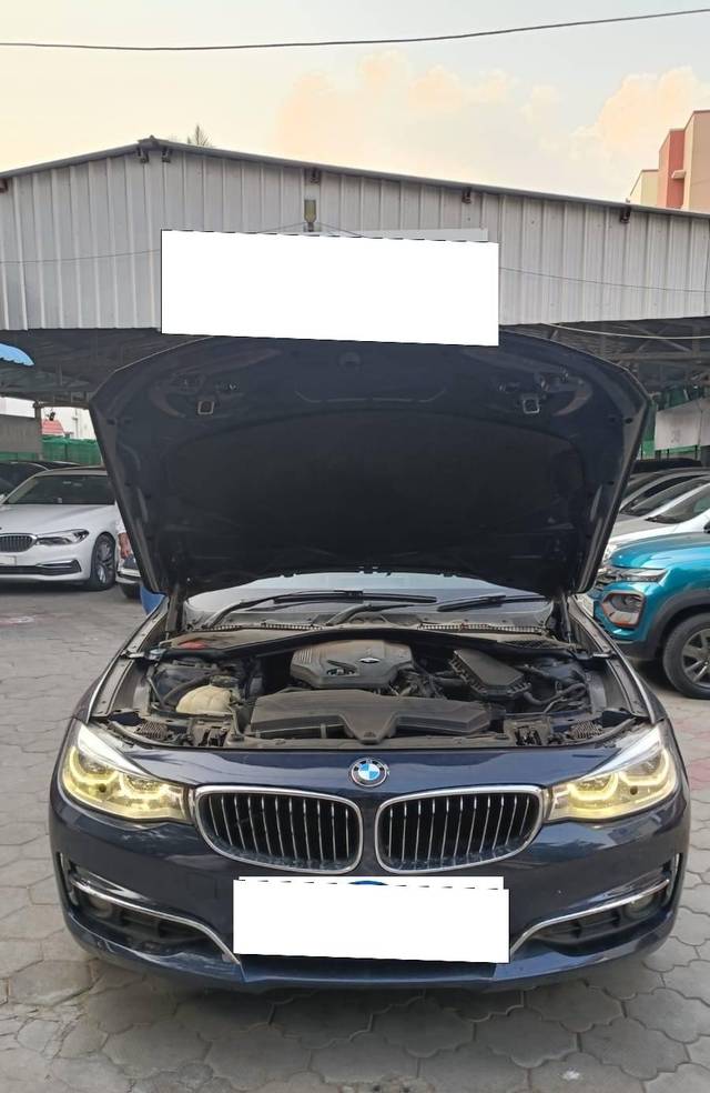 https://images10.gaadi.com/usedcar_image/4520389/original/processed_2172847ce43004ac59bf20ae5636a2ce.jpg?imwidth=6402