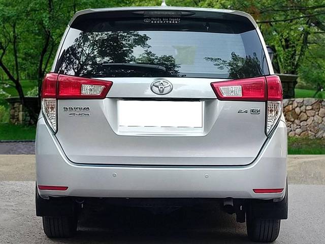 https://images10.gaadi.com/usedcar_image/4520393/original/processed_3c5f4d8dc8bfa399a9eaf7b4234735e5.jpg?imwidth=6402