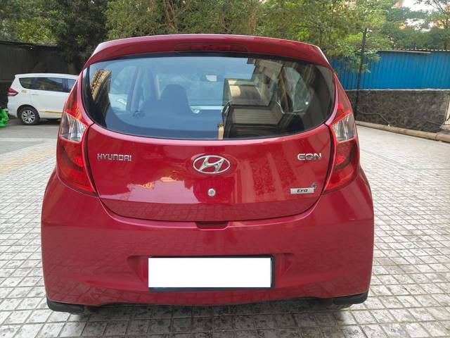 https://images10.gaadi.com/usedcar_image/4520398/original/processed_75ddb863182a13b3801ba959b24e714f.jpg?imwidth=6401
