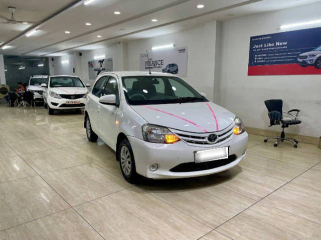 https://images10.gaadi.com/usedcar_image/4520403/original/processed_4e1b96eb58d6ad27e0acfaa23cb0992f.png?imwidth=6400