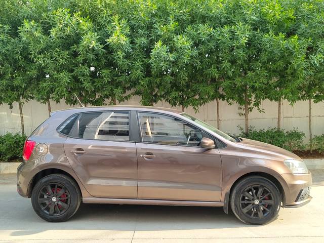 https://images10.gaadi.com/usedcar_image/4520404/original/153bb74087d060ee987edb074e7f67fb.jpg?imwidth=6401