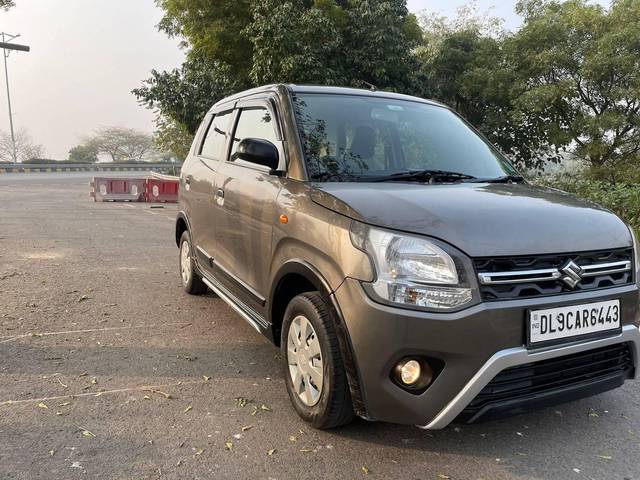 https://images10.gaadi.com/usedcar_image/4520409/original/processed_d6d3622da81eb83aa41c8d887948b80f.jpg?imwidth=6400