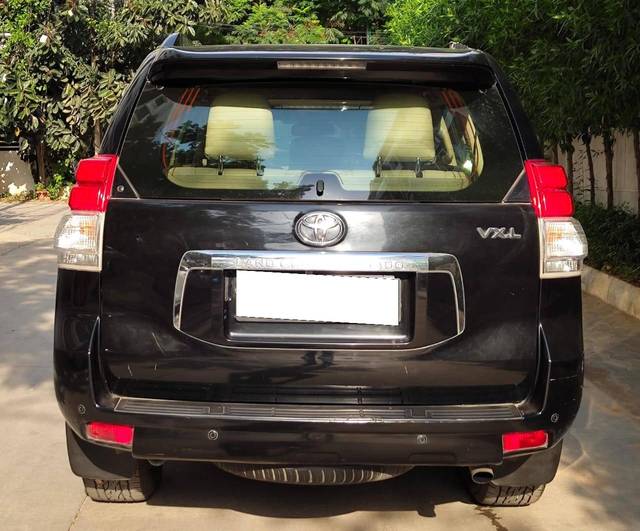 https://images10.gaadi.com/usedcar_image/4520412/original/processed_32cfdff64917a6b25946a3045d4ef26f.jpg?imwidth=6402
