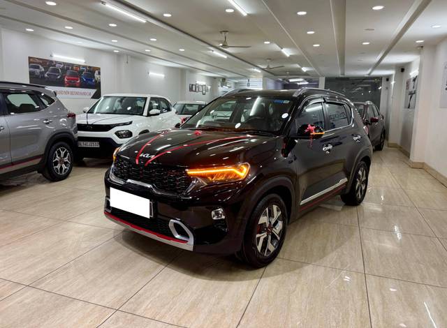 https://images10.gaadi.com/usedcar_image/4520457/original/processed_091f410895647e9af77d8682fca3caf3.jpg?imwidth=6400