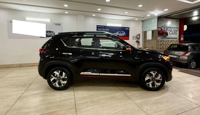 https://images10.gaadi.com/usedcar_image/4520457/original/processed_b8a24110c3051751c10dccc5156aa11d.jpg?imwidth=6401