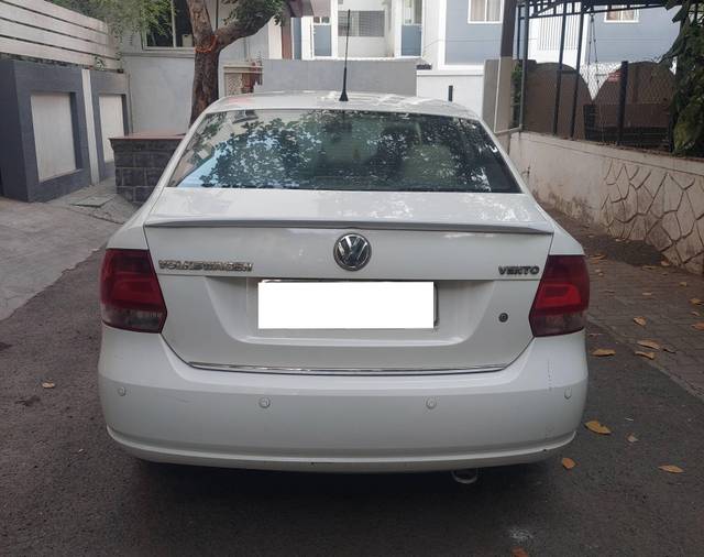https://images10.gaadi.com/usedcar_image/4520460/original/processed_7cd892dbb2b7418e6197428971788679.jpg?imwidth=6402
