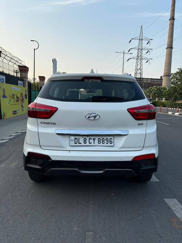 https://images10.gaadi.com/usedcar_image/4520478/original/processed_2265970adf1682ad6f1ccafba51ba514.jpg?imwidth=6402