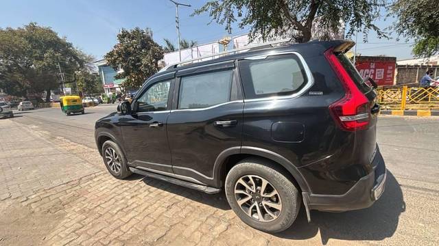 https://images10.gaadi.com/usedcar_image/4520479/original/processed_4489bea1-c575-4b0f-bc37-92ab794083ac.jpg?imwidth=6402
