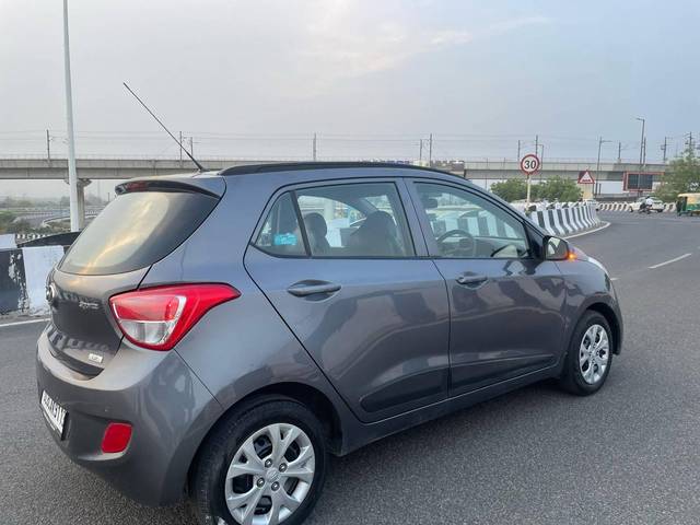 https://images10.gaadi.com/usedcar_image/4520480/original/processed_9fd0335c40f09891000e5d9bdb41e2bc.jpg?imwidth=6401