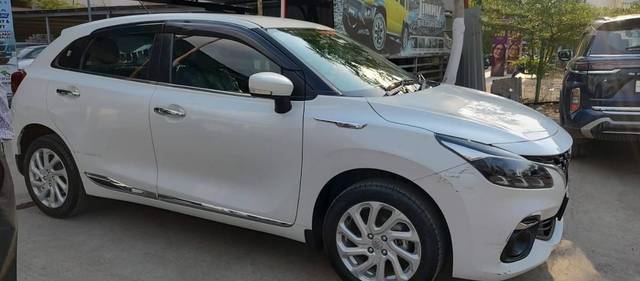 https://images10.gaadi.com/usedcar_image/4520566/original/processed_4220fee3-d14a-4711-a195-d7bbb1dca803.jpeg?imwidth=6401