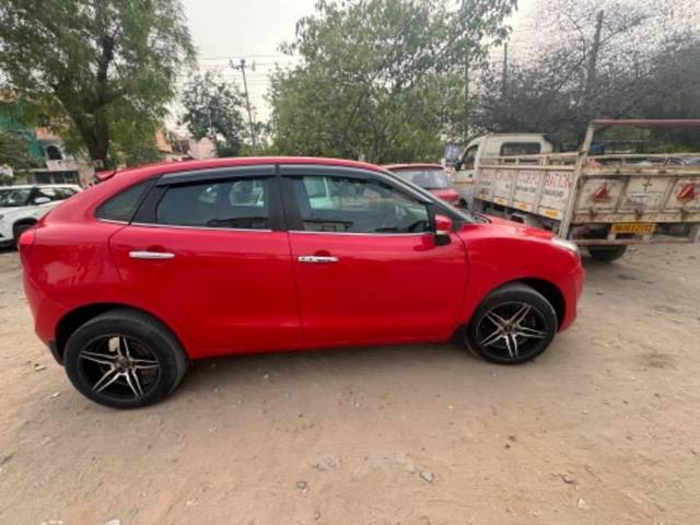 https://images10.gaadi.com/usedcar_image/4520574/original/processed_607cebd4-ebb0-4ec2-ae1e-e4d2546a1e50.jpeg?imwidth=6401