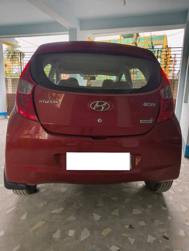 https://images10.gaadi.com/usedcar_image/4520620/original/processed_405aa38985bdcabd5329237825e8a93c.jpg?imwidth=6402
