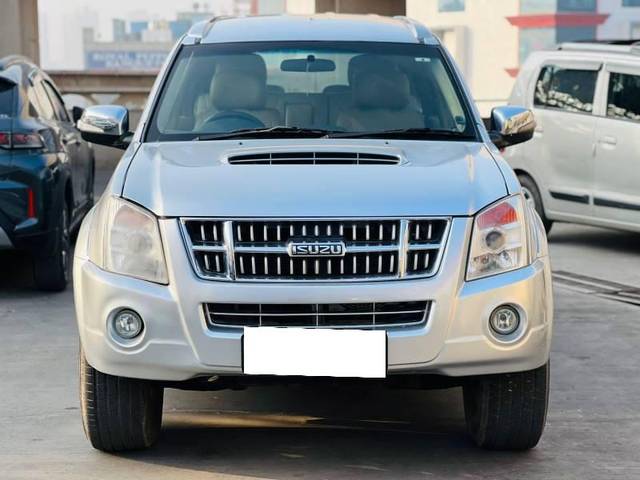 https://images10.gaadi.com/usedcar_image/4520623/original/processed_c8e57157-f7c5-40cf-ab41-d66e646fb73c.jpg?imwidth=6400