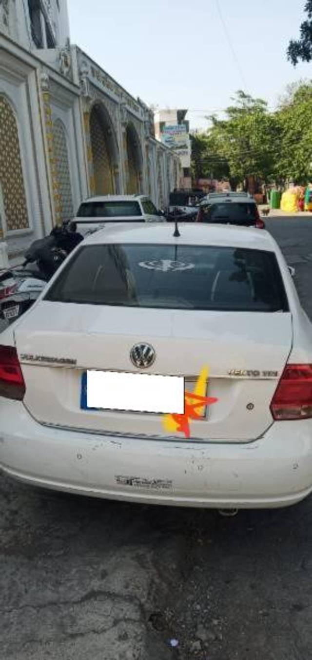 https://images10.gaadi.com/usedcar_image/4520627/original/processed_5d6b056f-ec67-4b6b-8d86-e95905838d14.jpg?imwidth=6402