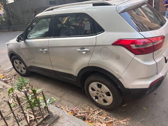 https://images10.gaadi.com/usedcar_image/4520635/original/processed_44ac9b46-4a45-4a21-a3b2-352ee1f771c8.jpeg?imwidth=6401