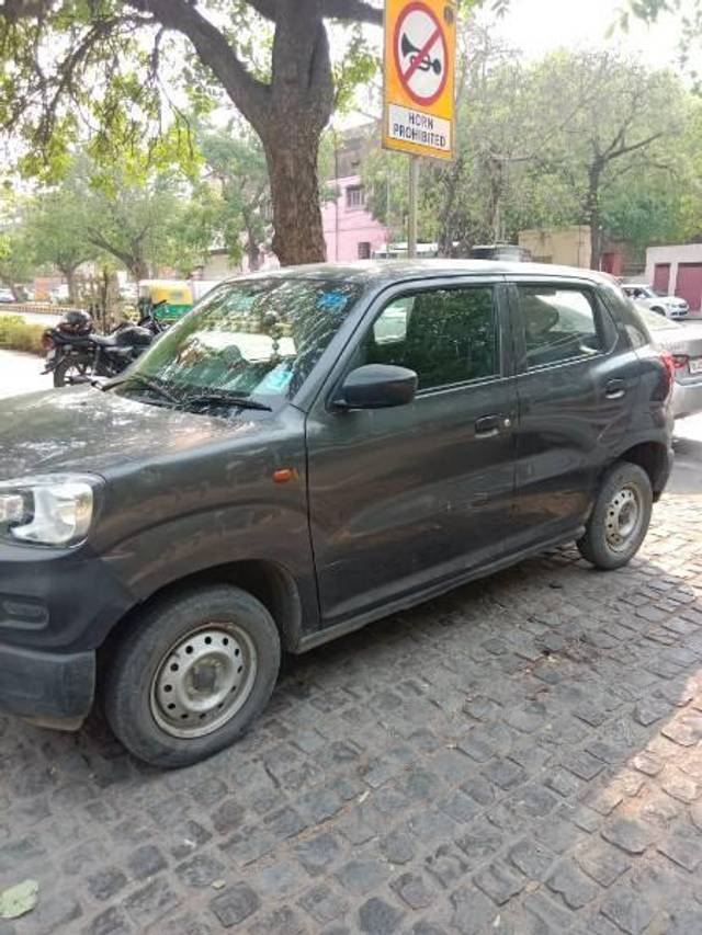 https://images10.gaadi.com/usedcar_image/4520649/original/processed_bbe4c37c-a557-4919-af96-d8814ff4a5fe.jpg?imwidth=6400