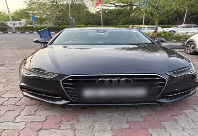 https://images10.gaadi.com/usedcar_image/4520653/original/f1351ad5-07c4-4008-837c-e3d738179298.?imwidth=6401