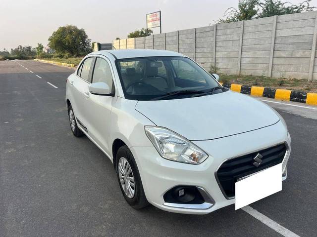 https://images10.gaadi.com/usedcar_image/4520660/original/processed_f1f798bab71ea108d85c0c6bb362febc.jpg?imwidth=6400