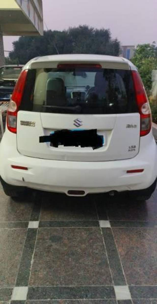 https://images10.gaadi.com/usedcar_image/4520663/original/processed_e391936d-3f21-4d09-92ac-0f76651ced66.jpg?imwidth=6401