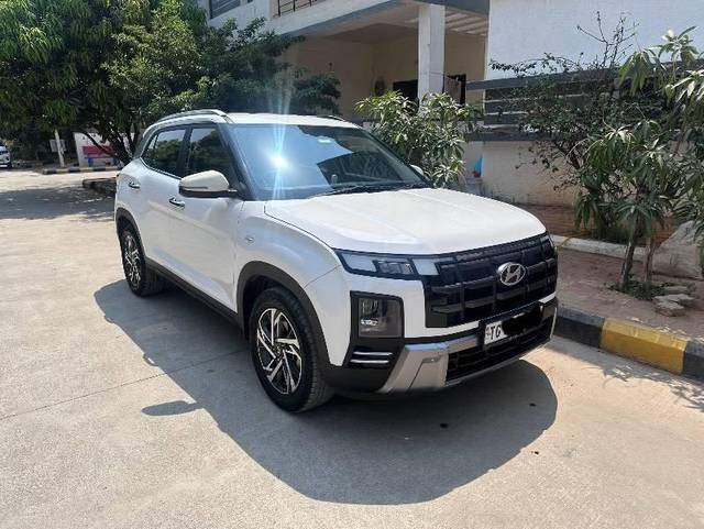 https://images10.gaadi.com/usedcar_image/4520717/original/processed_cf6910c0-1a96-46f7-bafe-68dbd47700d2.jpeg?imwidth=6400