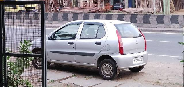 https://images10.gaadi.com/usedcar_image/4520726/original/processed_033c9323-c01d-4abf-941d-a0bd10063dee.jpg?imwidth=6400