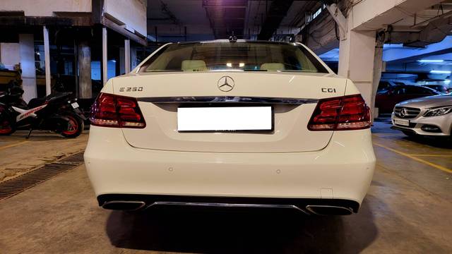 https://images10.gaadi.com/usedcar_image/4520730/original/processed_bd8fa9201719b5fc0723bb192f8a6683.jpg?imwidth=6402