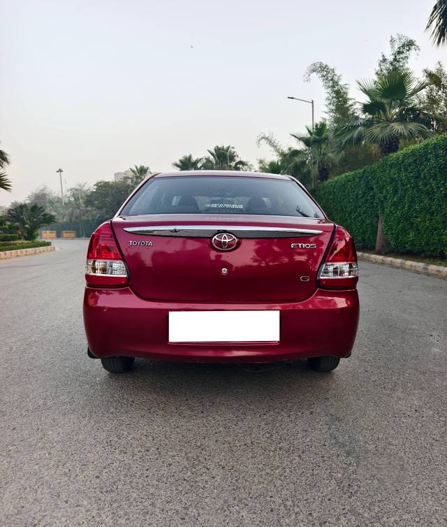 https://images10.gaadi.com/usedcar_image/4520731/original/processed_df051afa679766a034dd826d1b7c905f.jpg?imwidth=6402