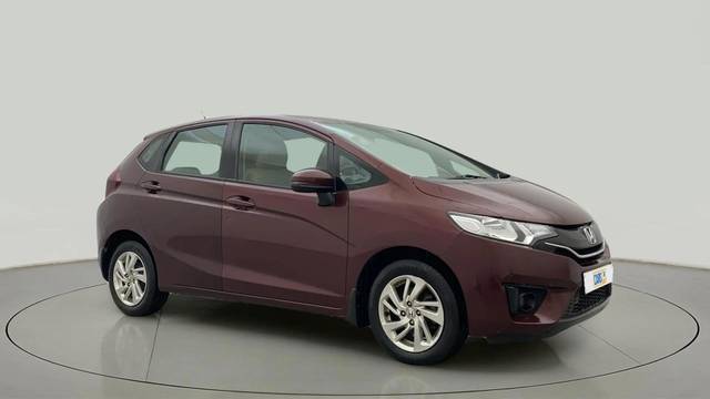 https://images10.gaadi.com/usedcar_image/4520745/original/ecacc2007e4503de51fc3c23d73cc222.jpg?imwidth=6400