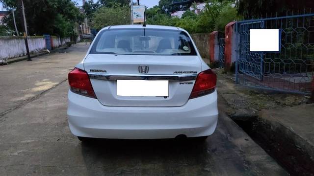 https://images10.gaadi.com/usedcar_image/4520746/original/processed_e6290909-7536-431c-b58f-2436bb832ba6.jpg?imwidth=6401
