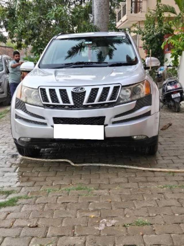 https://images10.gaadi.com/usedcar_image/4520781/original/processed_6c34c1e4-32b8-4545-9e85-e99e74bd066b.jpg?imwidth=6400