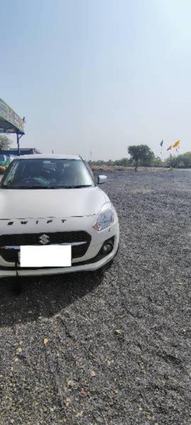 https://images10.gaadi.com/usedcar_image/4520799/original/processed_2e799401-24d4-483c-be92-b6a6c14a9c25.jpg?imwidth=6400