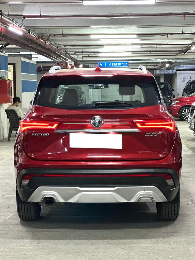 https://images10.gaadi.com/usedcar_image/4520810/original/processed_88a2f6d198e675bfa97e76443810ace6.jpg?imwidth=6401