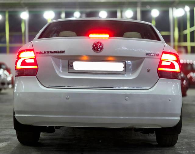 https://images10.gaadi.com/usedcar_image/4520874/original/processed_3a8aa7e242f58c8fb4e929aeae8db497.jpg?imwidth=6401
