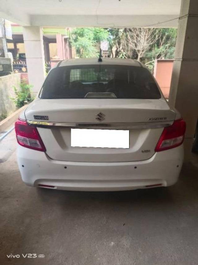 https://images10.gaadi.com/usedcar_image/4520881/original/processed_b9bb6e87-f488-413d-9d5b-e5fb8728d2e0.jpeg?imwidth=6401