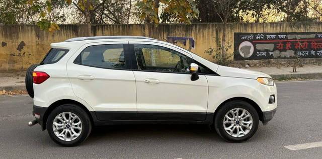 https://images10.gaadi.com/usedcar_image/4520901/original/processed_b48904aafadbbdf98ba863eca443fd45.jpg?imwidth=6401